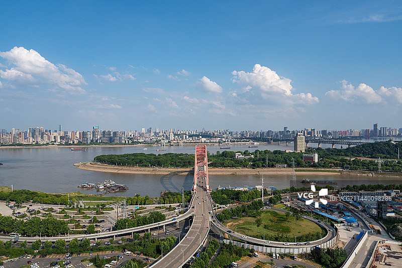 武汉硚口汉正街晴川桥图片素材