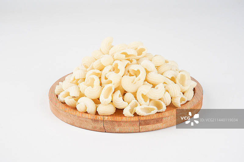 猫耳朵面食图片素材