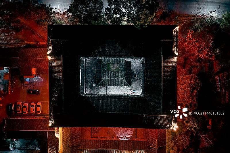 航拍福建漳州南靖云水谣景区和贵楼夜景图片素材