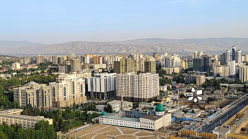 中亚五国行—塔吉克斯坦杜尚别的城市建筑群图片素材