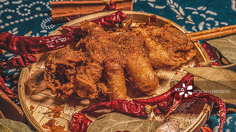 油炸鱿鱼孜然味图片素材