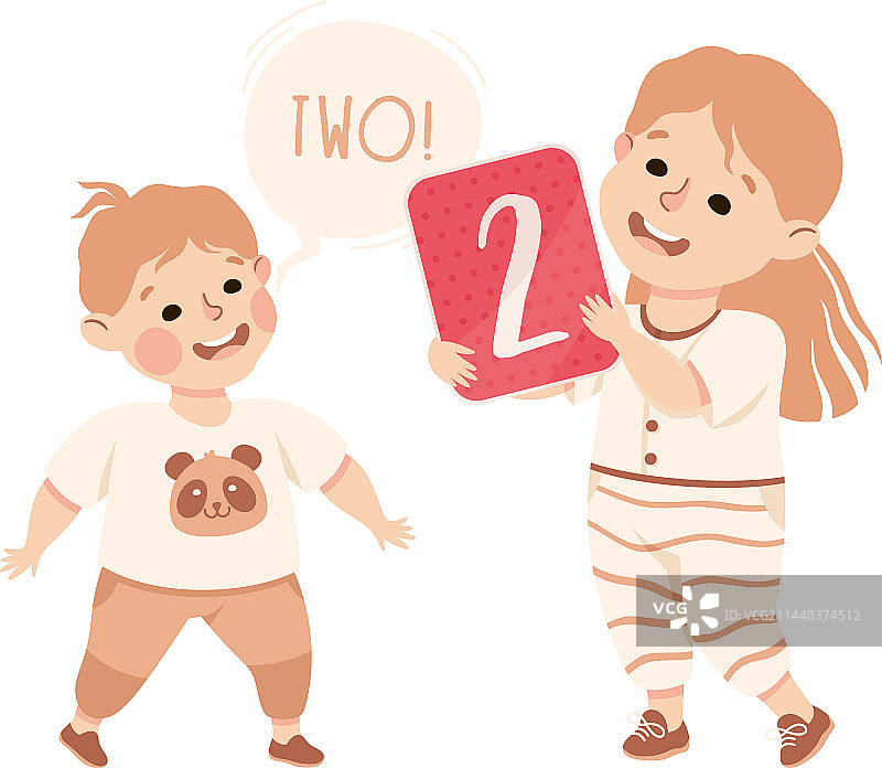 快乐的女孩和男孩学习数数字二图片素材