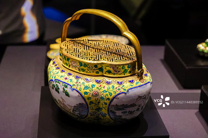 清朝開光鳥獣圖海棠式手炉图片素材