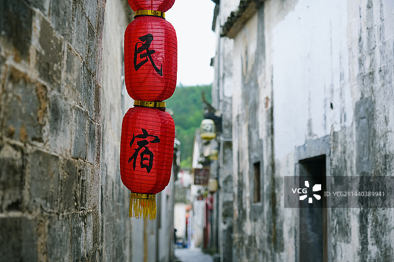 民宿 客栈  安徽省黄山市黟县西递古镇的徽派建筑民宿图片素材