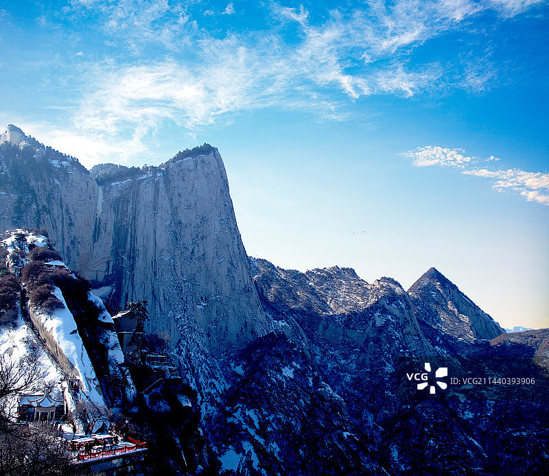 眺望陕西“西岳”华山图片素材