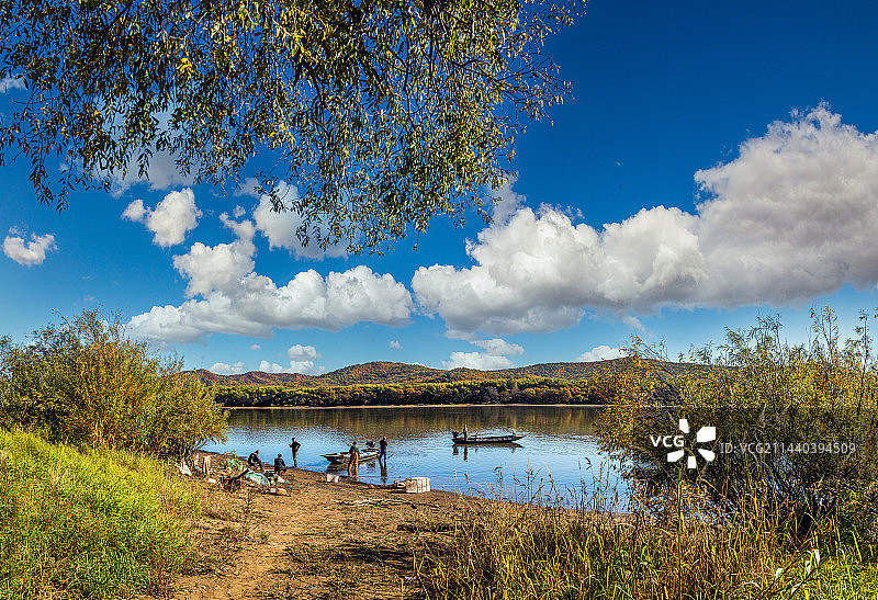 乌苏里江秋天风景图片素材