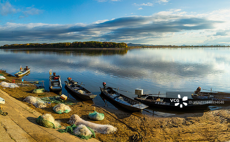 饶河乌苏里江秋天风景图片素材