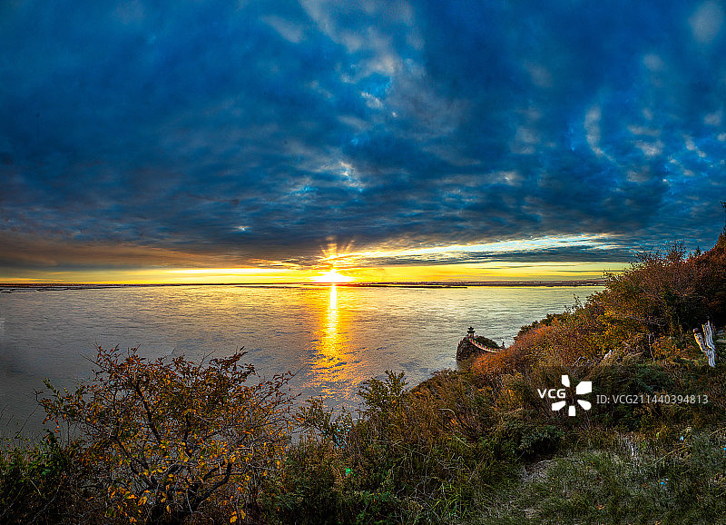 同江街津口钓鱼台和莲花河风光图片素材