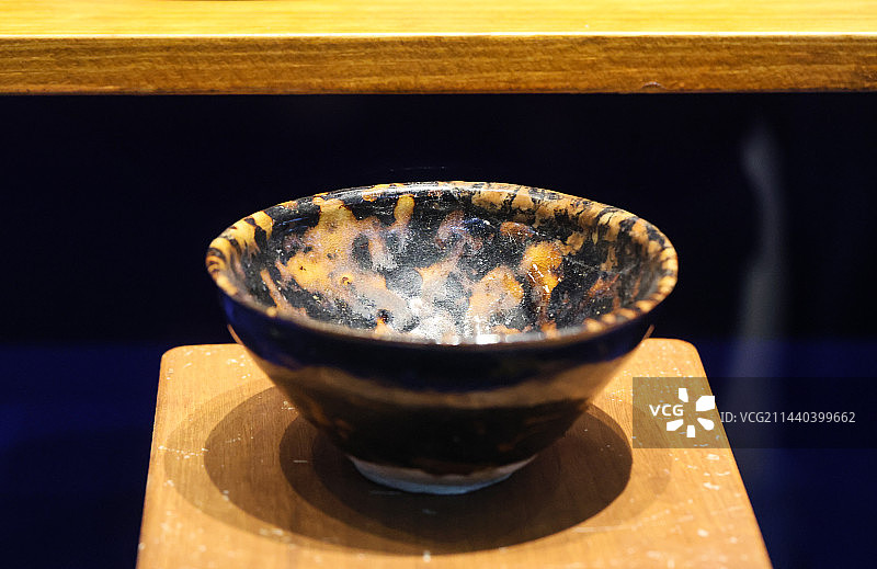 宋代黑釉兔毫盏建窑吉州窑建盏碗图片素材