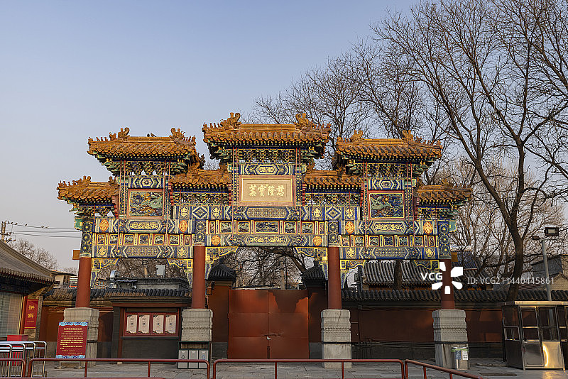 北京雍和宫-东侧牌楼图片素材
