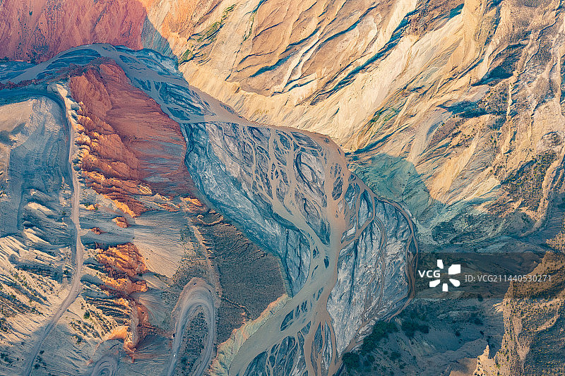 俯瞰峡谷河流图片素材