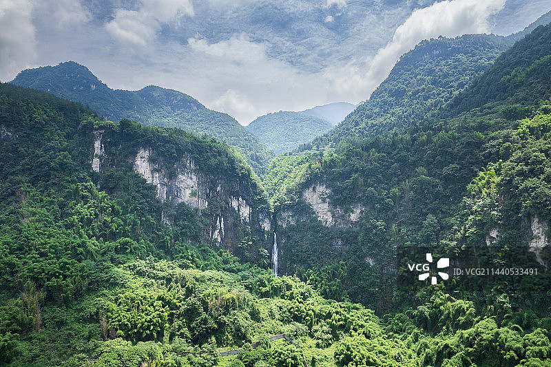 四川广安市华蓥市五岔沟峡谷风景区图片素材