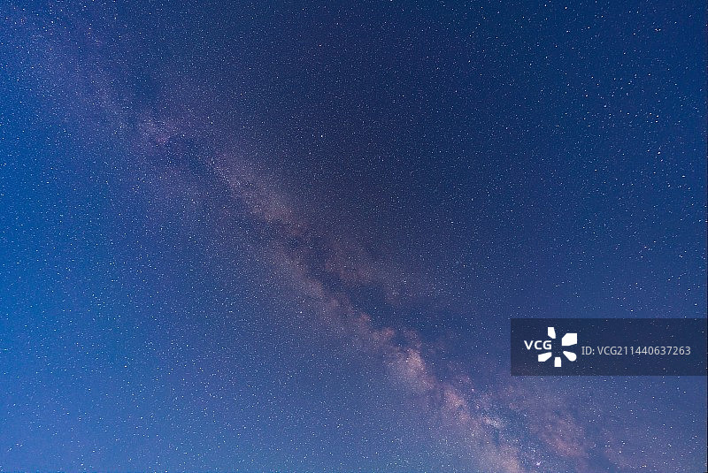 南太行十字岭方向的银河及特写图片素材