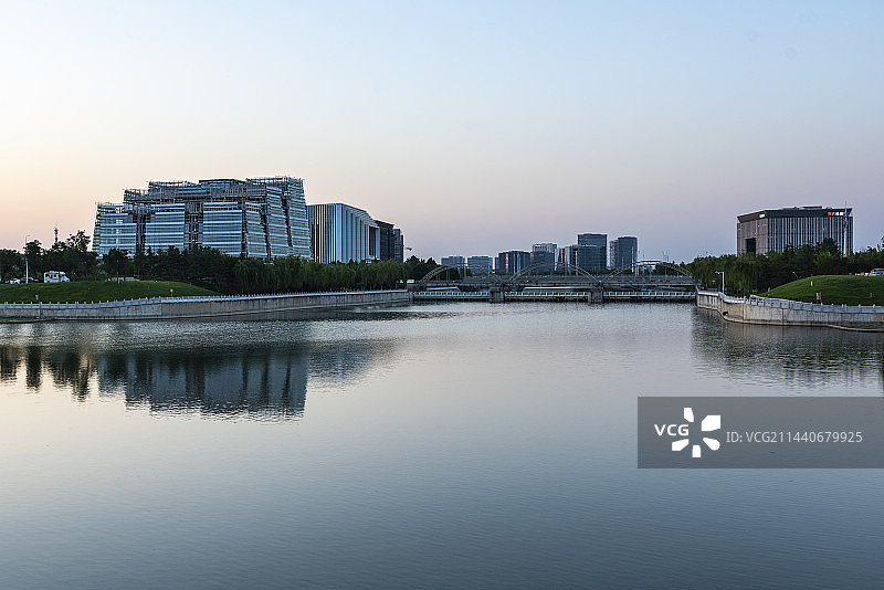 河南郑州北龙湖风光图片素材