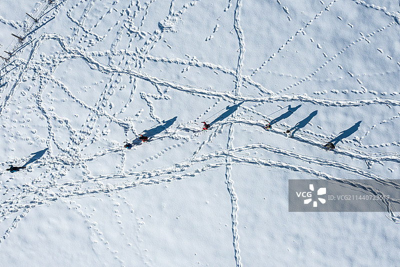 新疆乌鲁木齐 南山天文台景区 冬季雪景雪山 公路图片素材