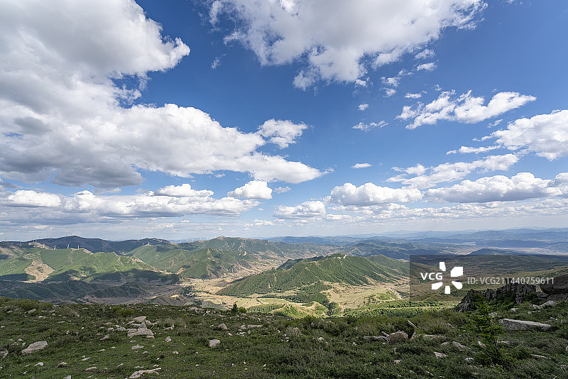 夏天冰山梁高山草甸天空自然风景图片素材