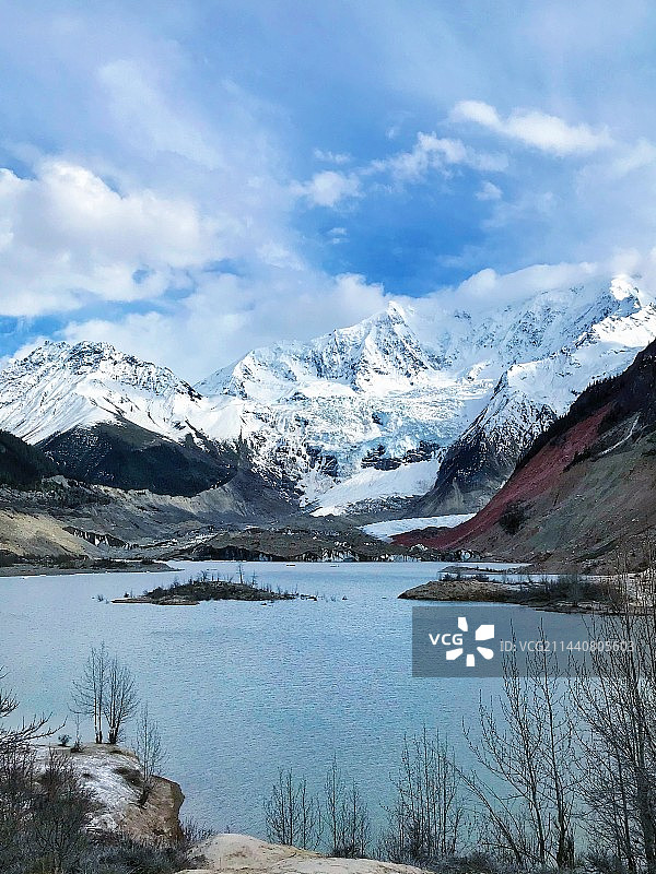 西藏米堆冰川图片素材