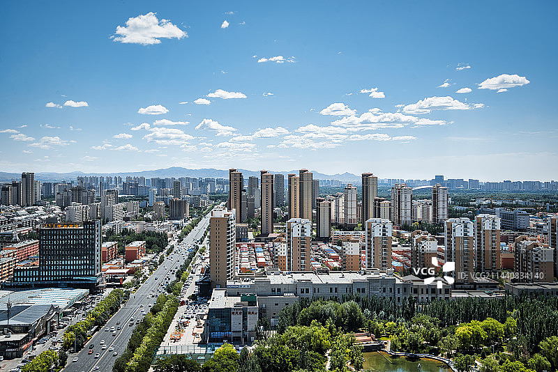 中国内蒙古包头市夏季白天城市景色图片素材