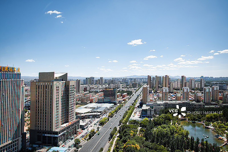 中国内蒙古包头市夏季白天城市景色图片素材