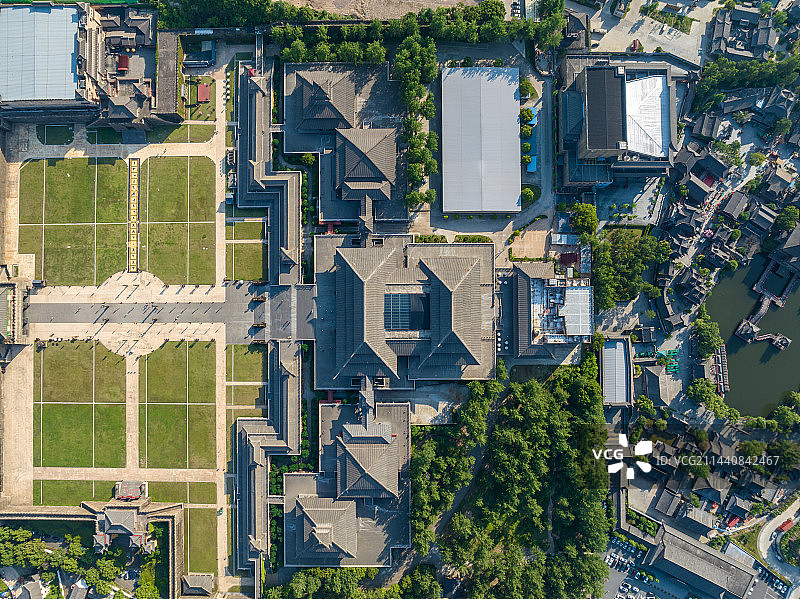 浙江省金华市东阳横店影视城秦王宫建筑风光图片素材