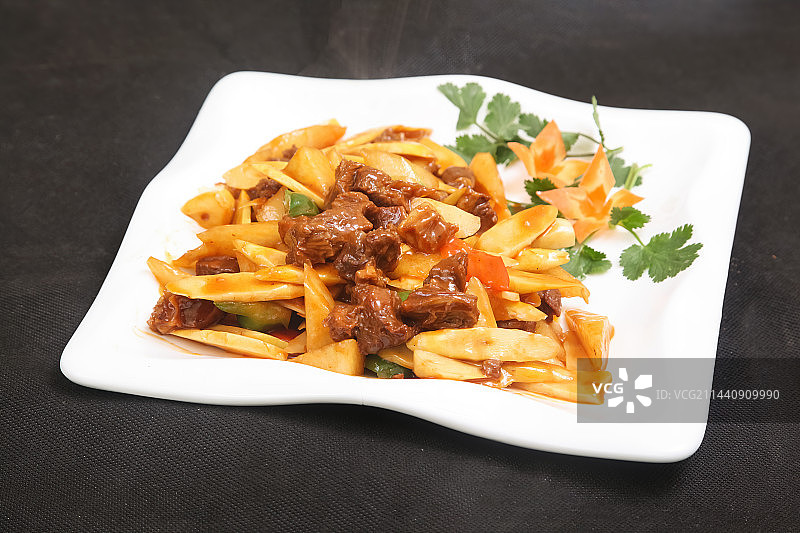 中餐美食-竹笋炖牛腩图片素材