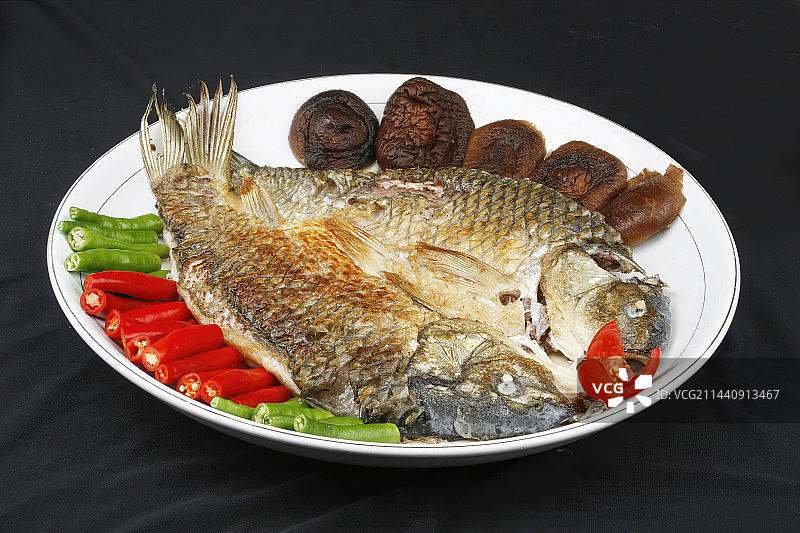 中餐美食-啤酒鱼图片素材