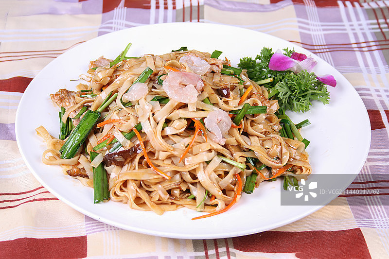 中餐美食-干炒牛河图片素材