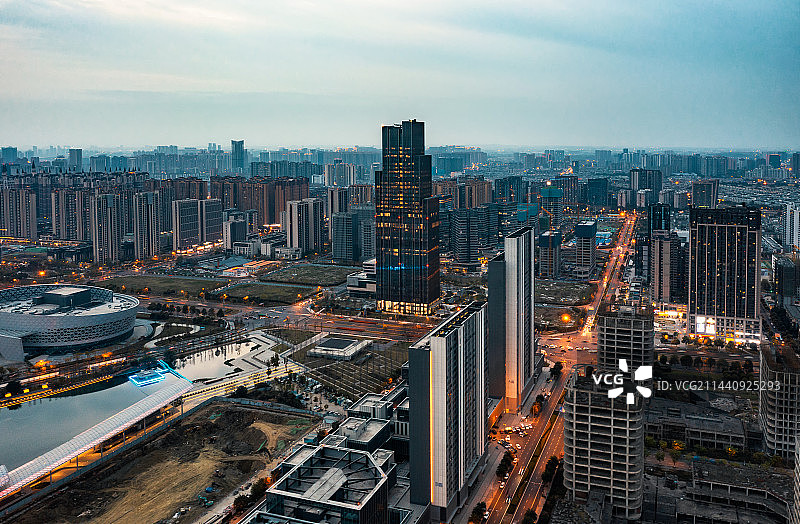 航拍成都高新区新川创新科技园城市夜景图片素材
