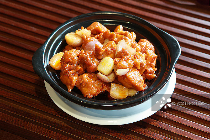 中餐美食-风味炖鸡块图片素材