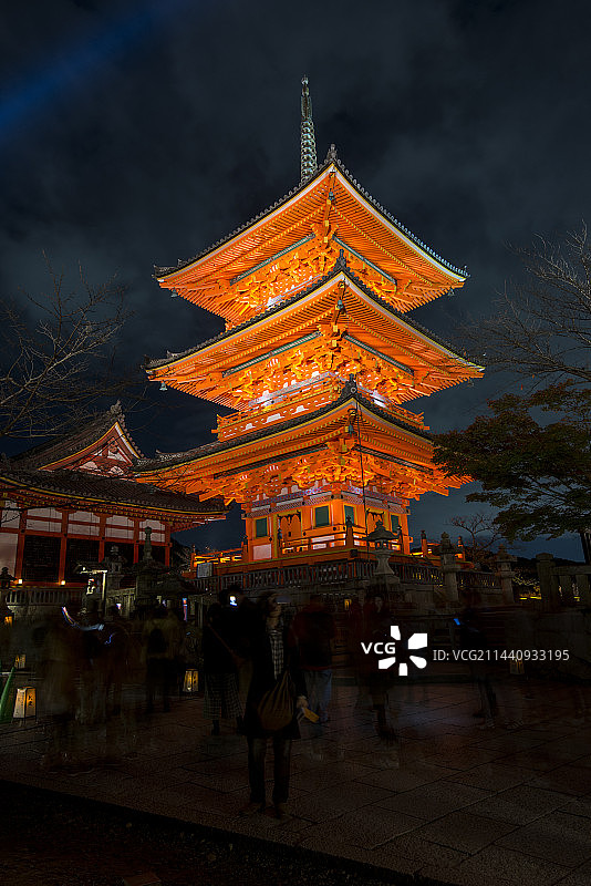 日本京都清水寺的三重塔图片素材