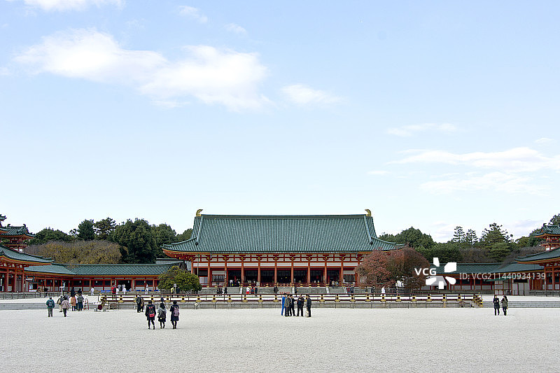 日本京都府京都市平安神宫大极殿图片素材