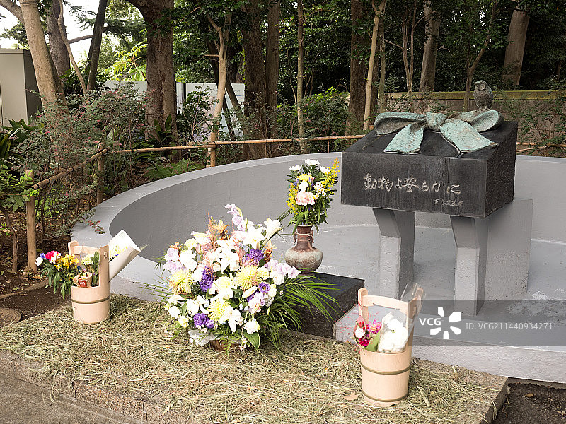 日本东京上野动物园动物慰灵碑图片素材