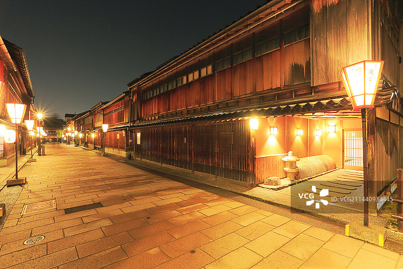 日本金泽市东茶屋街夜景图片素材