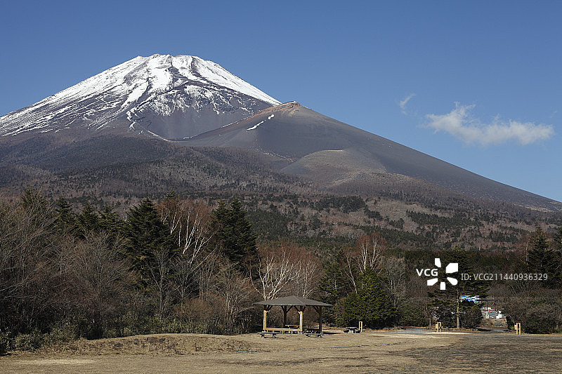 日本静冈县，从水塚公园眺望富士山图片素材