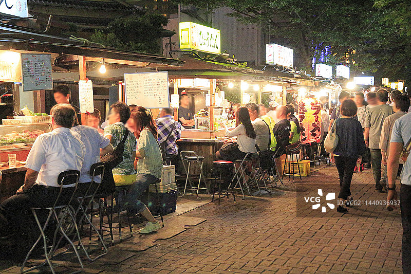 日本福冈县中洲的美食摊位图片素材