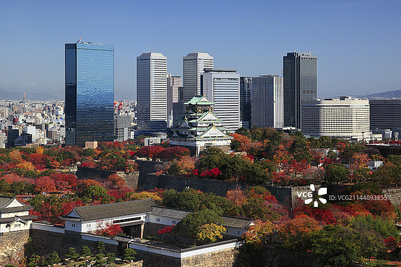 日本大阪中央区的大阪城和大阪商业园图片素材