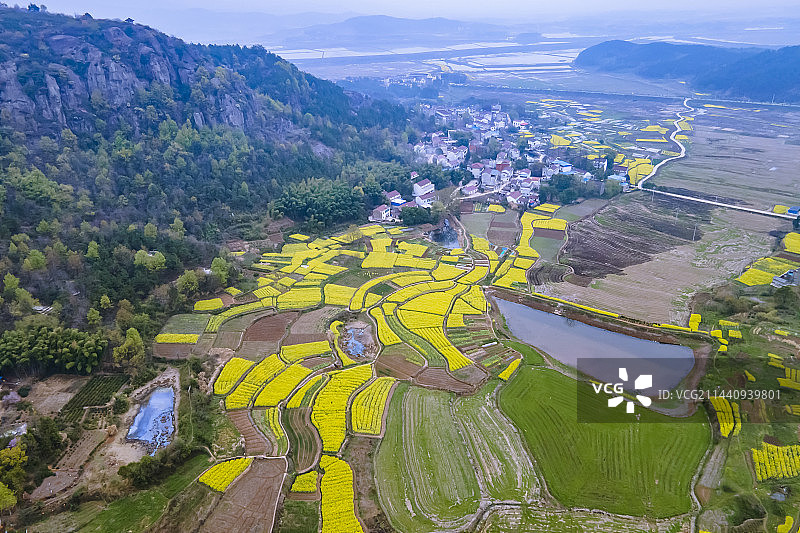 航拍安徽枞阳浮山春天风景图片素材