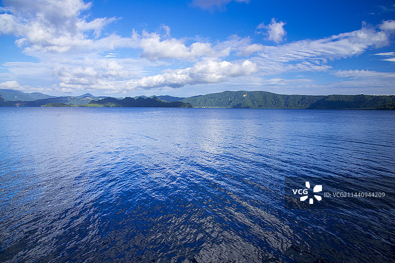 日本秋田县鹿角郡十和田湖风光图片素材