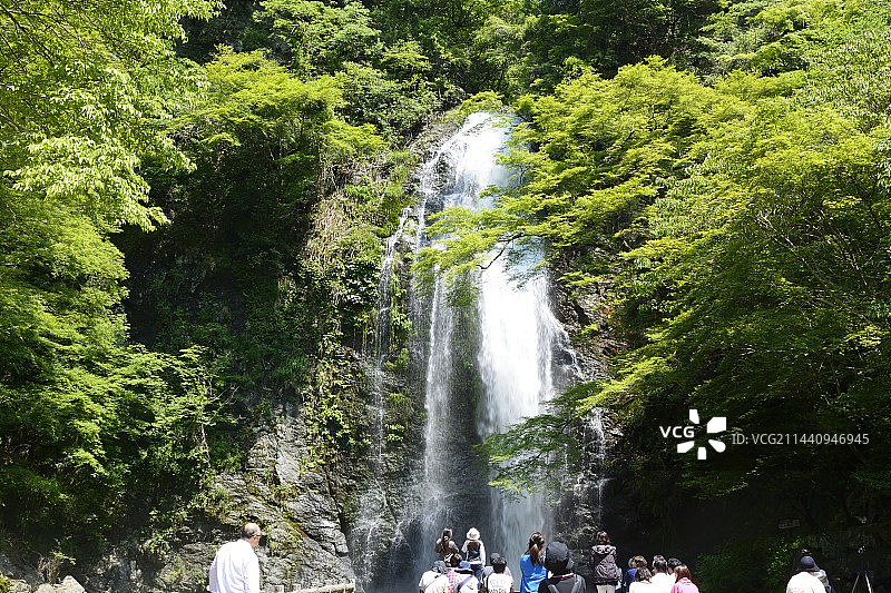 日本大阪府箕面市的箕面瀑布图片素材