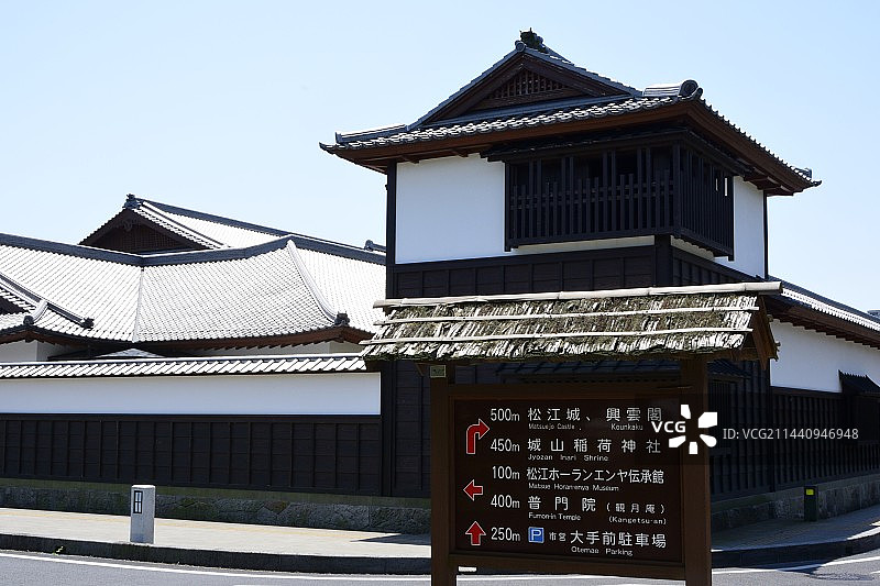 松江城附近的信息板，日本岛根县松江图片素材