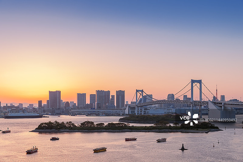 日本东京港区台场的傍晚景色图片素材