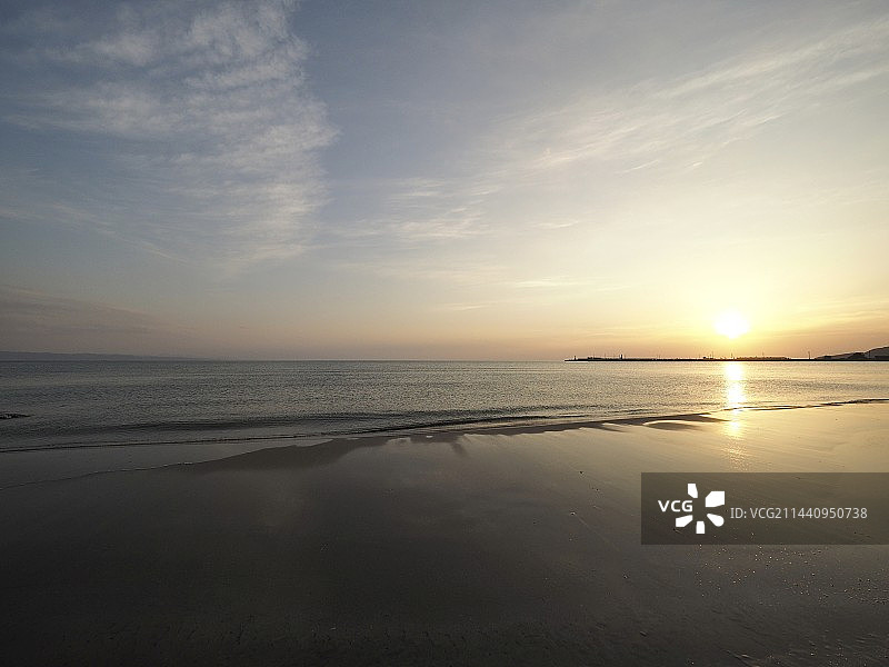 日本岛根县出云市稻佐海滩日落图片素材