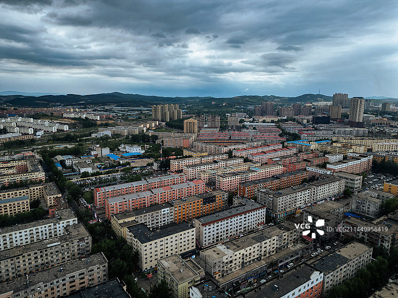 鹤岗 振兴广场 天水湖公园 建设大厦 科技馆 人民医院图片素材