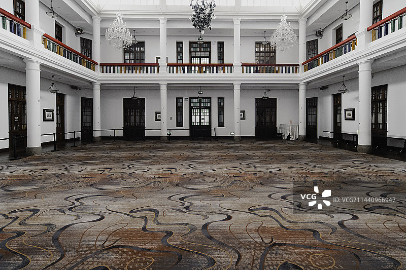 景色依旧天津第五大道街拍图片素材