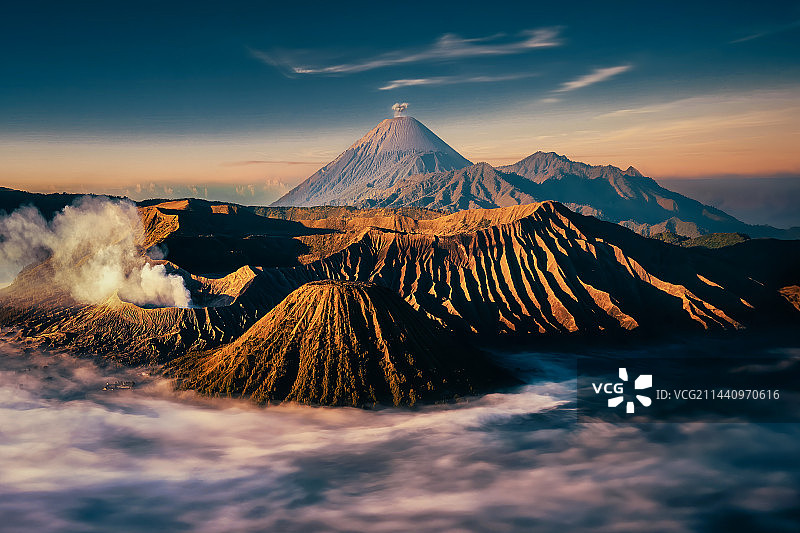 印尼布罗莫火山图片素材