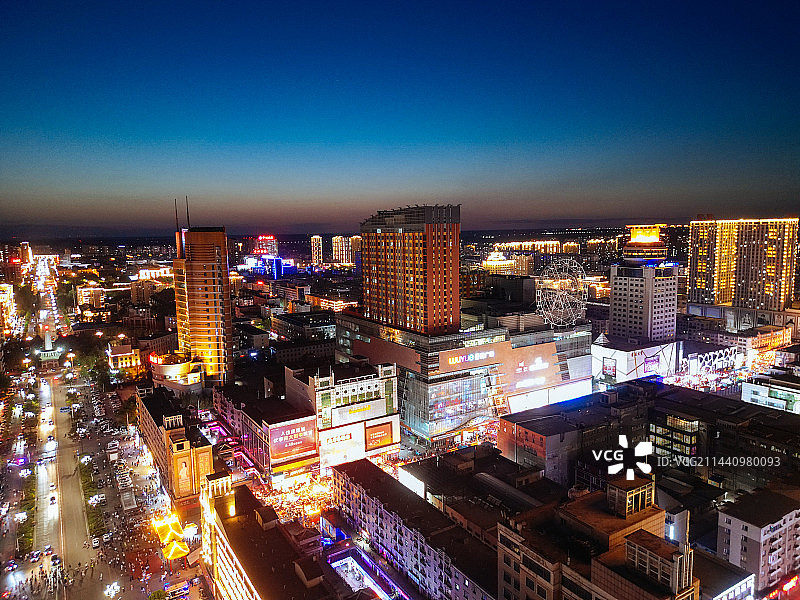 四平市 吾悦广场 中兴大厦 烈士纪念塔 英雄广场 南湖公园 地标图片素材