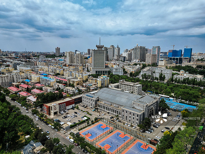 长春市 人民广场 儿童公园 体育馆 牡丹园 工人文化宫 长春国际贸易中心图片素材