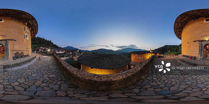 福建土楼-田螺坑土楼群图片素材