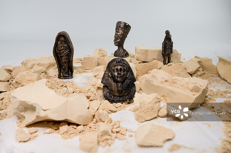 埃及木乃伊考古挖掘玩具图片素材