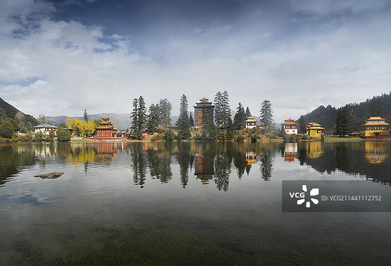 新龙县错长湖图片素材